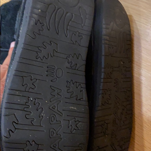 Bearpaw sz 4 black suede boots comfortable style - Picture 4 of 5